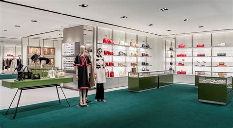 gucci outlet in chicago|gucci outlet chicago rosemont.